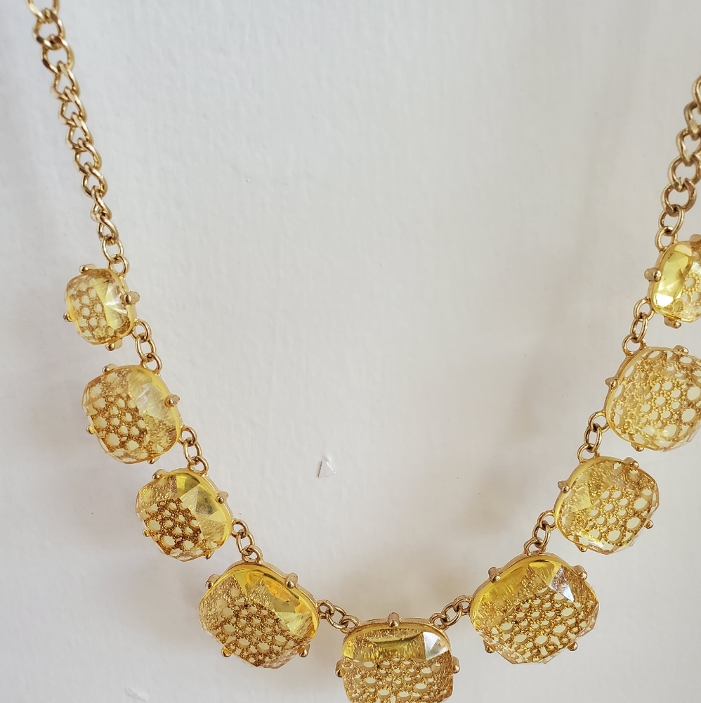 NWOT Claires Yellow and Gold Necklace